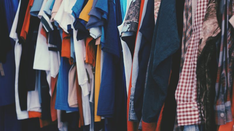 Apprenti Minimaliste – Comment j’ai diminué de 50% mon nombre de vêtements
